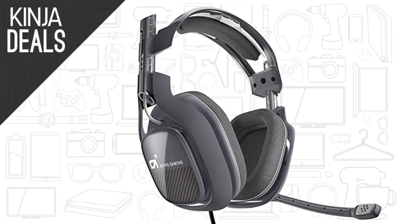 Illustration for article titled Today's Best Gaming Deals: Halo 5, Astro Headset, Yarn Yoshi Amiibo, and More